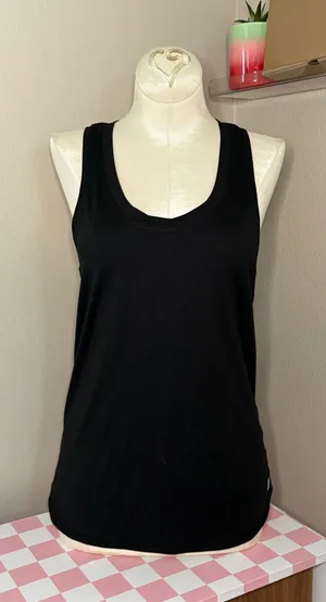 Vuori racer back tank top outdoor athletic workout casual black quiet luxury thumbnail 1