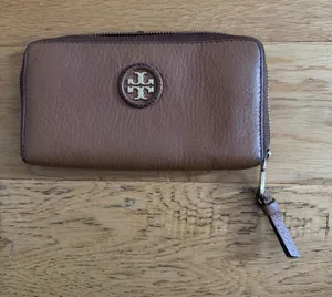TORY BURCH -  Brown Leather Zip Wallet thumbnail 1