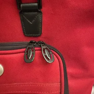 Atlantic Travel Bag Red Luggage Shoulder Tote *NO Lock With Keys thumbnail 3