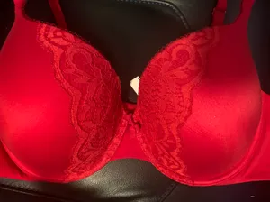 Victoria's Secret Push-up Bra thumbnail 2