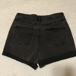 Black Forever 21 Shorts thumbnail 3