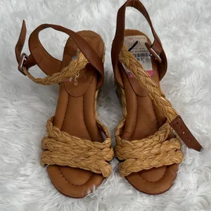 Andre Assous Tan Braided Wedges Size 5 thumbnail 1