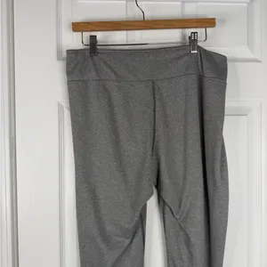 Sz XL Patagonia Capilene Gray Skinny Leg Athletic Pants $99 MSRP thumbnail 6