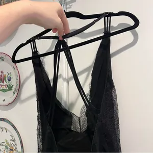 NEW Victorias Secret Chemise Black Lace Small thumbnail 5
