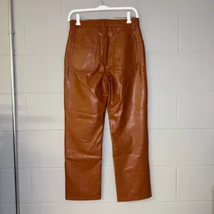 NWT Abercrombie & Fitch The 90s Straight Ultra High Rise in Cognac Leather 28/6 thumbnail 5