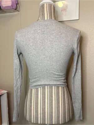 TNA aritzia preppy quiet luxury cotton long sleeve fall girlie pop vsco trendy t thumbnail 5