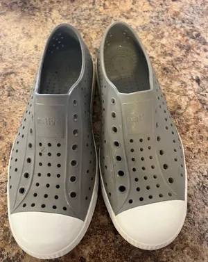 Native Women’s Jefferson Slip-On in Gray and White thumbnail 1