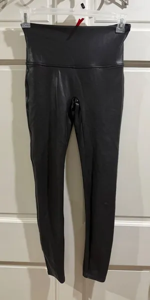 Spanx Faux Leather Leggings Size Large Black thumbnail 1