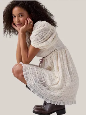 Urban Outfitters Daphne Puff Sleeve Dress Size Large thumbnail 2