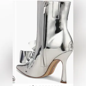 3000. Sam edelman Esmae 2 Pointed Toe Bootie sz 7 Silver thumbnail 2