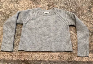 One Gray Day OGD Women 100% Cashmere Gray Ribbed Raglan Cropped Sweater Small thumbnail 1