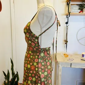 Verge Girl Green Hippie Retro Floral Silky Open Back Mini Dress NEW US Size 2 thumbnail 12
