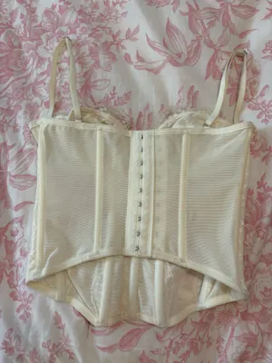 Urban Outfitters Top thumbnail 4