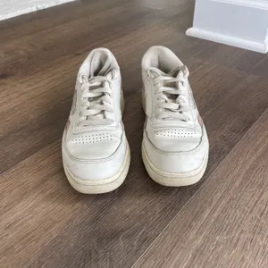 Reebok Sneakers thumbnail 3