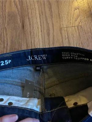 Women’s J.Crew Curvy Cropped Kick Out High Rise Semi-Stretch Jeans size 25 thumbnail 4