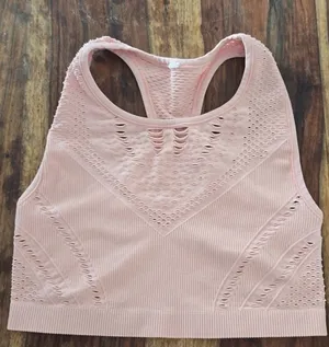 ALO Yoga Lark Perforated Sports Bra thumbnail 1