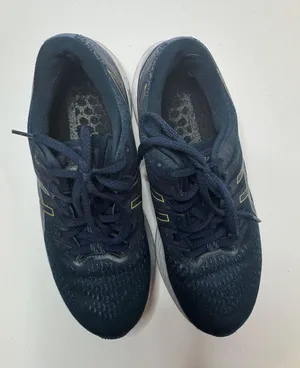 ASICS Gel-Kayano 28 Size 8 thumbnail 3