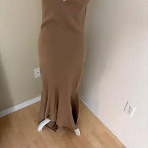 ANTHROPOLOGIE Mock Neck‎ Ribbed Knit Midi Dress Size Large Tan thumbnail 6