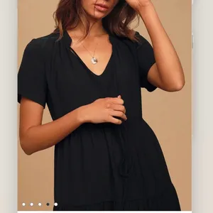 Lulus Lovely to Meet You Black Short Sleeve Tiered Midi Dress‎ SMALL thumbnail 2