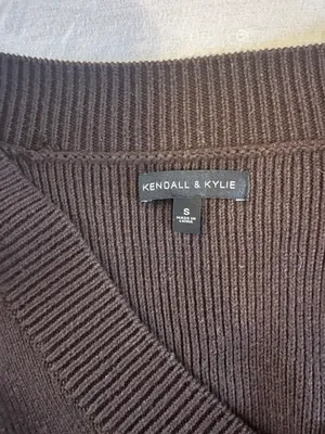 Brown Sweater thumbnail 3