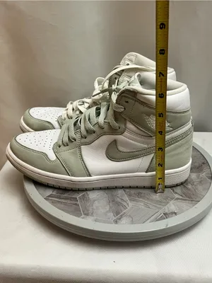 Nike Air Jordan 1 High OG Seafoam Women’s 10 CD0461-002 White Green Sneakers thumbnail 7