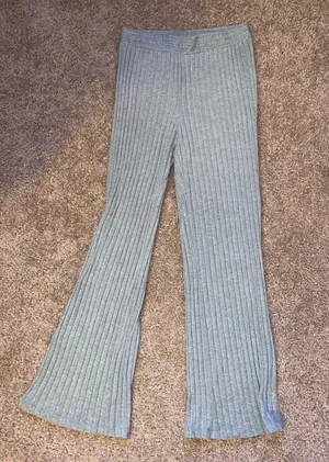 Z Supply Lightweight Ripped Green Pants thumbnail 2