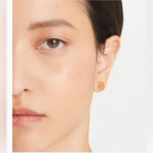 TORY BURCH MILLER STUD EARRING, BRAND NEW, Tory Gold, $90 thumbnail 2