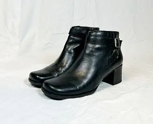 Vintage 90s Covington Black Leather Fawn Square Toe Booties Ankle Boots~7~ thumbnail 1