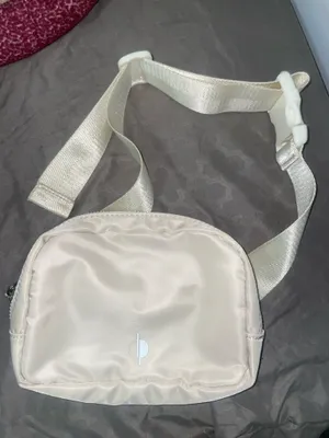 Parelel Everywhere Belt Bag 1L, White Opal thumbnail 1
