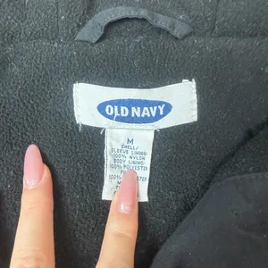 Old navy black water resistant jacket thumbnail 3