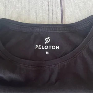 ‎Peloton Black Logo Century Shirt Womens Size Medium thumbnail 3