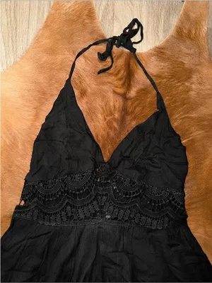 Papermoon Black Boho Halter Dress Size Medium NWT Crochet Ruffle thumbnail 3