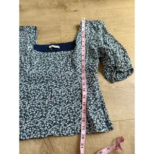 EUC Abercrombie & Fitch Blouse Floral Puff Sleeve Square Neck Feminine Crop SZ S thumbnail 5