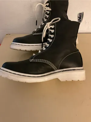Dr. Martens women black leather 1460 combat Pascal boots US 8 thumbnail 12