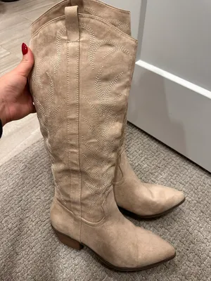 Universal Threads Beige Cowgirl Boots thumbnail 1