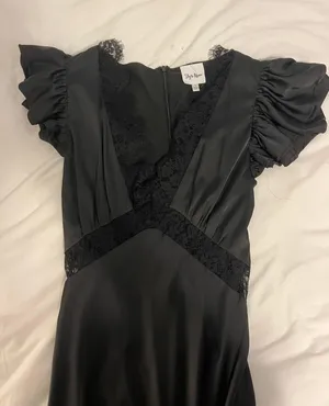 Sky to Moon Black Midi Dress thumbnail 2