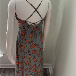 Astr the Label Blue Floral Print Midi Dress Small thumbnail 9