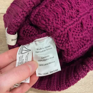 Smartwool Women’s Ski Town Hat Purple Pom Pom Wool Cable Knit One Size thumbnail 5