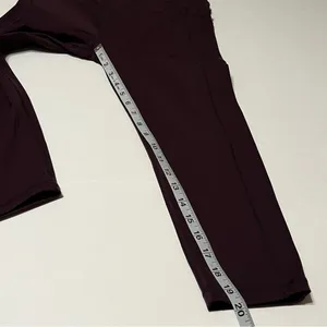 ZYIA Active Womens Size 12 Purple Capri Leggings Cropped Athletic Activewear Gym thumbnail 7