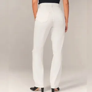 Abercrombie &fitch ultra high rise 90s jeans thumbnail 3
