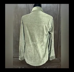 No Boundaries Hunter Green button down velvet blouse - Size Small. ***Refer to measurements for size. gently Warn & excellent condition. Super cute as a jacket or blouse. Measurements approximately 19” from armpit to armpit x 24” long. Non-smoking home. priced to sell at as is condition. Don’t like my price, make reasonable offer! And thank you for checking my closet. thumbnail 3