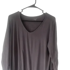 Garnet‎ Hill Women's Size Large Grey Soft Tencel Rouched Sleeves Tunic Top thumbnail 2