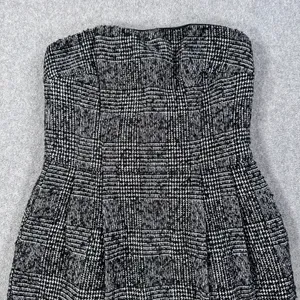 Express Design Studio Tweed Straples Mini Dress Size 6 Black Wool Sheath Pleated thumbnail 2