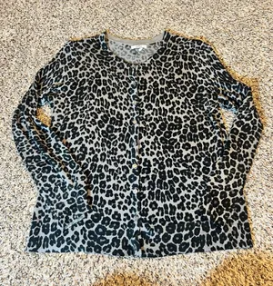 Croft & Barrow Leopard Print Cardigan Sweater Tan Black Long Sleeve‎ Button Up thumbnail 1