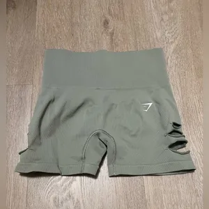 Gains Seamless Ripped Shorts thumbnail 6
