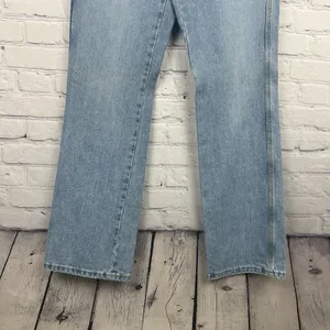 Gap Low Rise Boot Cut Denim Jeans Light‎ Wash Size 8R Cotton Patch Pockets thumbnail 4