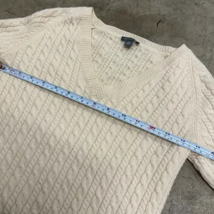 Ann Taylor 100% Cashmere Yellow Cable Knit V-Neck Sweater XS thumbnail 4
