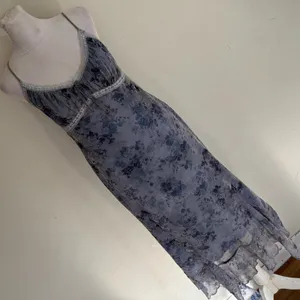 Urban‎ Outfitters Floral Mesh Handkerchief Hem Midi Dress Blue Y2K Large thumbnail 7