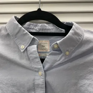 GAP Blue Button Down Shirt Crisp Cotton Top thumbnail 5