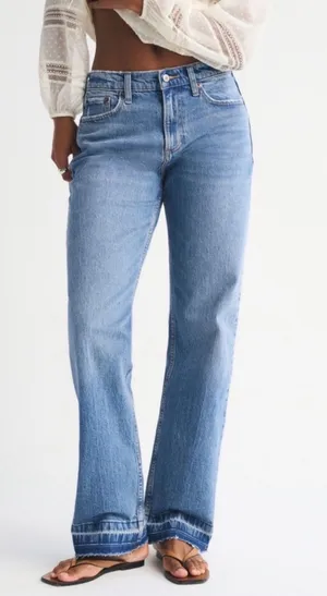 Abercrombie Low-Rise Baggy Curve Love thumbnail 1